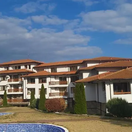 Na Zielonych Wzgorzach アパート