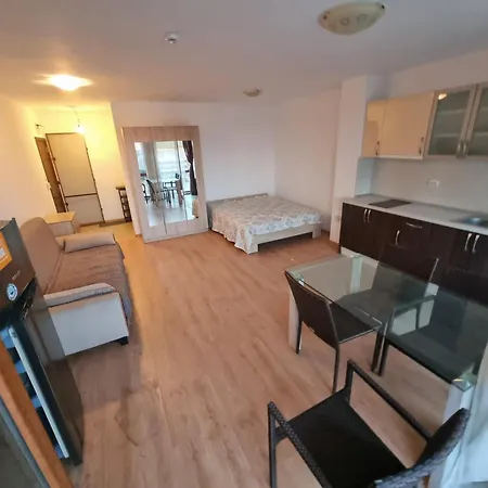 Na Zielonych Wzgorzach * Sunny Beach