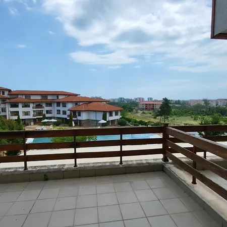 Na Zielonych Wzgorzach Apartment