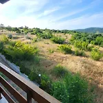 Na Zielonych Wzgórzach Apartamento