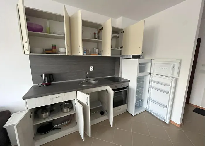 アパート Na Zielonych Wzgorzach サニービーチ