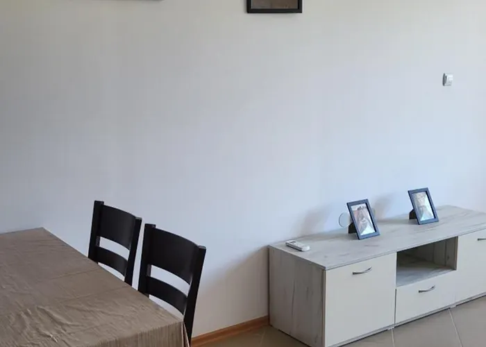 Na Zielonych Wzgorzach アパート サニービーチ